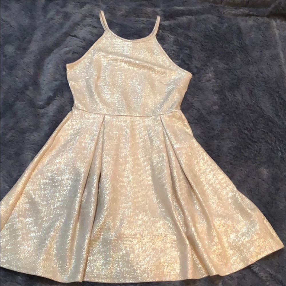Women’s Gold / Tan dress